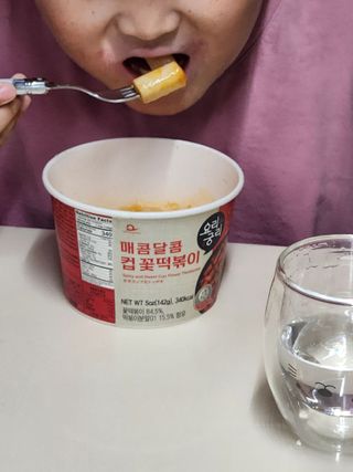 나우  [요리궁리] 매콤달콤 꽃떡볶이 6개입 세트 — 5점을 준 리뷰어가 2025년 1월 올린 사용 사진