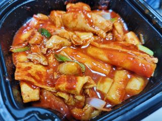 한성기업 무볼레 닭떡볶이+해물떡볶이 2종 세트 — 4점을 준 리뷰어가 2021년 10월 올린 사용 사진