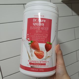 뉴트리션팩토리 닥터큐어 프리미엄쉐이크 다이어트쉐이크 — 4점을 준 리뷰어가 2021년 10월 올린 사용 사진
