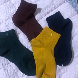 [사이즈가 있는 양말 필로이] 남/여 골지 발목 양말 4족 세트 남【S, M, L, XL】여【S, M, L】_컬러 랜덤 — 5점을 준 리뷰어가 2022년 6월 올린 사용 사진