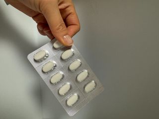 [경남제약헬스케어]케어플러스 관절엔 MSM 1000mg 60정/1개월분/관절/뼈/연골 영양/비타민D+아연/1일2정 — 5점을 준 리뷰어가 2024년 1월 올린 사용 사진