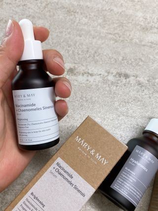 마리엔메이 히알루로닉스 세럼 ,나이아신아마이드 모과 세럼, 마린콜라겐 세럼, 청귤 흰목이버섯 추출물 세럼 — 5점을 준 리뷰어가 2021년 10월 올린 사용 사진