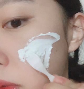 리더스코스메틱 리더스 밀크 스폰지 마스크 — 5점을 준 리뷰어가 2021년 1월 올린 사용 사진