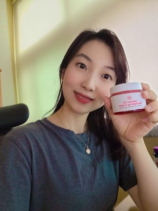 아이앤립 / EYENLIP 아이앤립 연어오일 리바이탈라이징 토너+앰플+크림 3종 세트 — 5점을 준 리뷰어가 2021년 6월 올린 사용 사진