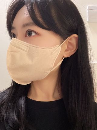 애니가드 셋업마스크 4컬러 각 10매입 [크리미베이지, 캐시미어로즈, 초콜렛브라운, 미드나잇네이비] — 5점을 준 리뷰어가 2022년 2월 올린 사용 사진