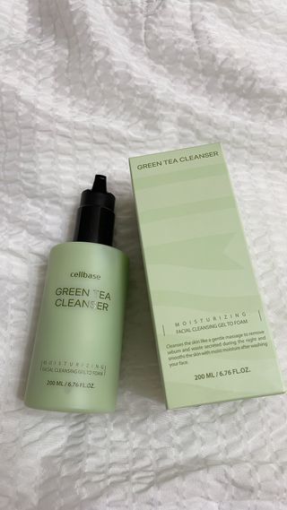 프리마인 메이크업과 들뜨는 각질까지 한방에 깐달걀로! 순하기까지한 셀베이스 그린티클렌저(200ml) — 5점을 준 리뷰어가 2023년 2월 올린 사용 사진