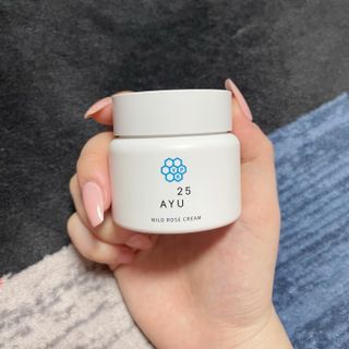 AYU25[아유트웬티파이브]다마스크로즈워터 베이스 천연 수분 촉촉 크림 — 5점을 준 리뷰어가 2021년 5월 올린 사용 사진