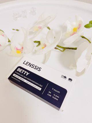 렌시스 LENSSIS [ 렌시스 ] 품절대란템 , 데일리로 쓰기 좋은 ＃베티 시리즈 1개월용 ｜ 5컬러 중 택1 ｜ — 5점을 준 리뷰어가 2021년 4월 올린 사용 사진