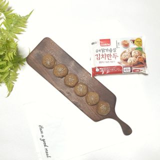 굽네몰 [굽네] 닭가슴살 만두 3종 9팩 — 5점을 준 리뷰어가 2021년 9월 올린 사용 사진