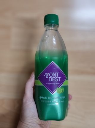 몽베스트 Montbest with Sparkling water Lime20병 — 5점을 준 리뷰어가 2021년 10월 올린 사용 사진