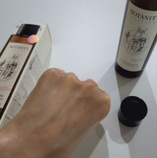 [패키지리뉴얼]보타니티 진정 결케어 플라본 부스터 210ml / 플라본 세럼 50m — 5점을 준 리뷰어가 2022년 5월 올린 사용 사진