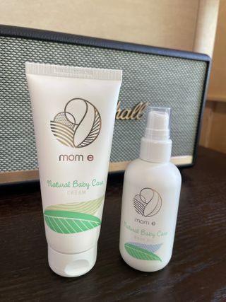mom e 맘이 내추럴 베이비 케어 크림+바디오일 — 5점을 준 리뷰어가 2021년 1월 올린 사용 사진