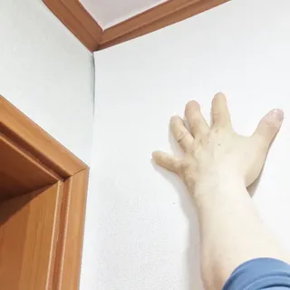 쿠셔니 붙이는 실크단열벽지 50cm x 20m 4olor 중 택1 — 4점을 준 리뷰어가 2022년 1월 올린 사용 사진