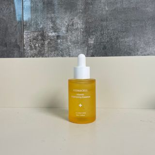 체르엠 스템앤셀 비타민 브라이트닝 에센스 30ml 1개 — 3.5점을 준 리뷰어가 2022년 2월 올린 사용 사진