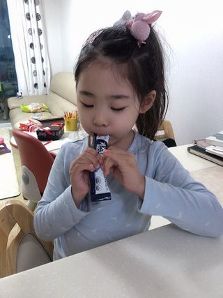 키즈텐플러스 연세 키즈텐 플러스 1개월 — 5점을 준 리뷰어가 2021년 3월 올린 사용 사진