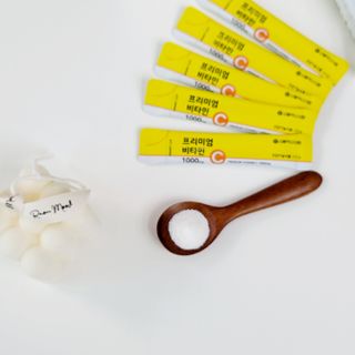 서울약사신협 프리미엄 비타민C 1,000mg_2.5g x 50포 — 5점을 준 리뷰어가 2021년 9월 올린 사용 사진