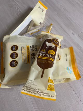 오마뎅 한우핫도그 — 5점을 준 리뷰어가 2021년 5월 올린 사용 사진