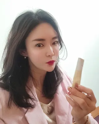 디오르 파인화이트 — 5점을 준 리뷰어가 2022년 2월 올린 사용 사진
