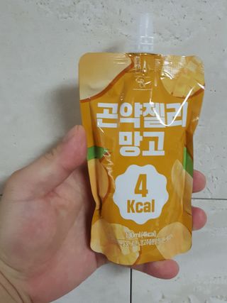 참앤들황토농원 10가지 맛, 입맛대로 스페셜하게~ 가볍게 한 포 땡! 곤약젤리 스페셜 패키지 130ml x 30포 — 5점을 준 리뷰어가 2022년 12월 올린 사용 사진