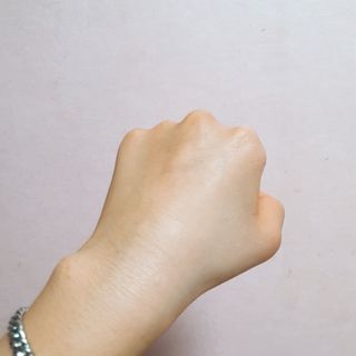 KISSY BAE 키시베이 키시베이 리얼화이트 톤업틴트 — 4점을 준 리뷰어가 2021년 9월 올린 사용 사진