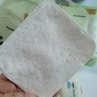 디어엘로디 유기농 무표백 건티슈 60매 — 5점을 준 리뷰어가 2022년 10월 올린 사용 사진
