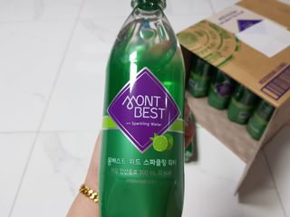 몽베스트 Montbest with Sparkling water Lime20병 — 5점을 준 리뷰어가 2021년 10월 올린 사용 사진
