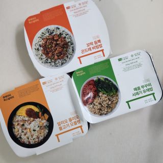 직탁 식단관리 3종 도시락(꼬막 듬뿍 곤드레비빔밥, 알리오올리오 불고기오믈렛, 매콤쭈꾸미 시래기유채밥) — 5점을 준 리뷰어가 2022년 7월 올린 사용 사진