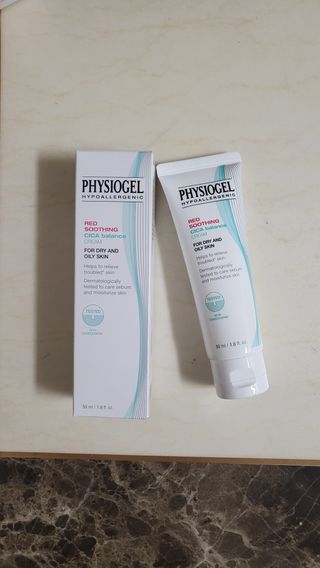 피지오겔 레드수딩 시카밸런스 크림 50ml — 4점을 준 리뷰어가 2022년 4월 올린 사용 사진