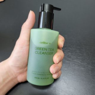 프리마인 메이크업과 들뜨는 각질까지 한방에 깐달걀로! 순하기까지한 셀베이스 그린티클렌저(200ml) — 4점을 준 리뷰어가 2023년 5월 올린 사용 사진
