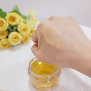 아이앤립 / EYENLIP 아이앤립 24K 골드 N 펩타이드 앰플 크림 — 5점을 준 리뷰어가 2021년 3월 올린 사용 사진