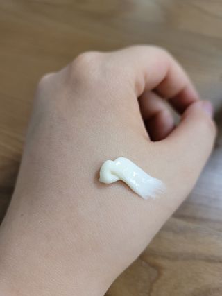 mom e 맘이 내추럴 베이비 케어 크림+바디오일 — 4점을 준 리뷰어가 2021년 1월 올린 사용 사진