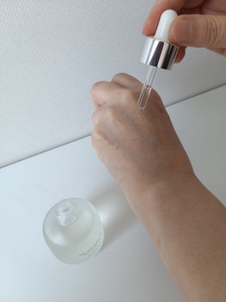 브에노 파리퀸 윌 페이스 오일 — 5점을 준 리뷰어가 2021년 6월 올린 사용 사진