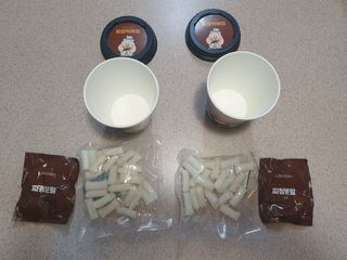 유비쿡 컵떡볶이 매운컵떡볶이2개/ 짜장컵떡볶이 2개  총 4개세트 — 5점을 준 리뷰어가 2021년 2월 올린 사용 사진