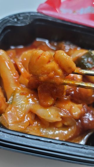 한성기업 무볼레 닭떡볶이+해물떡볶이 2종 세트 — 5점을 준 리뷰어가 2021년 10월 올린 사용 사진