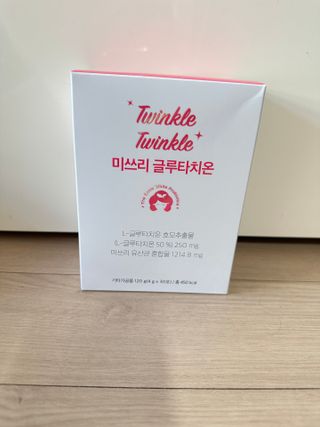 메디포스트 모비타 미쓰리 글루타치온 30포 — 5점을 준 리뷰어가 2023년 1월 올린 사용 사진