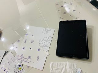 아클리브 Premium 항균 항바이러스 액정 보호필름(iPad) — 4점을 준 리뷰어가 2022년 9월 올린 사용 사진
