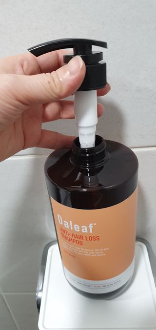 달리프 진저 베러 퍼퓸 탈모 완화 샴푸 1000ml 향 3종 — 5점을 준 리뷰어가 2021년 2월 올린 사용 사진