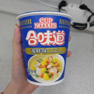 NISSIN 닛신 컵누들  4종 - 씨푸드오리지날, 씨푸드 스파이시, 씨푸드 커리, 씨푸드 XO소스 — 5점을 준 리뷰어가 2021년 11월 올린 사용 사진