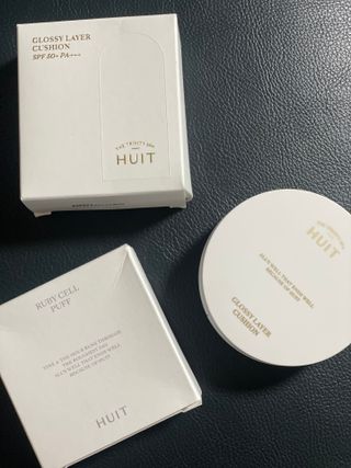 위뜨 글로시 레이어 쿠션 — 5점을 준 리뷰어가 2022년 7월 올린 사용 사진