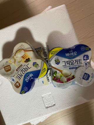 매일바이오 그릭요거트 오리지널 플레인 4개, 로스터리 커피믹스 4개 — 5점을 준 리뷰어가 2021년 12월 올린 사용 사진