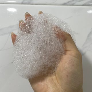 버블데이 아로마/과일 거품 입욕제 — 5점을 준 리뷰어가 2021년 7월 올린 사용 사진