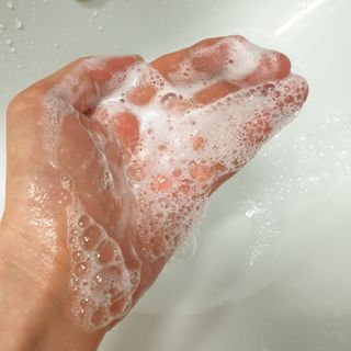 달리프 클로렐라 베러 루트 릴렉싱 샴푸 500ml — 5점을 준 리뷰어가 2021년 5월 올린 사용 사진