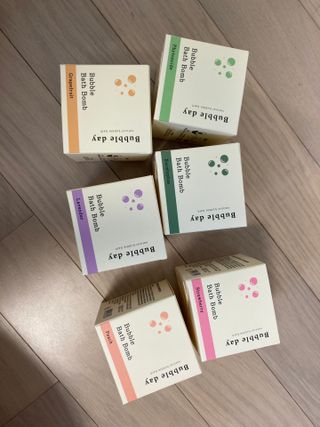 버블데이 배쓰밤 거품입욕제 버블바 6종 — 5점을 준 리뷰어가 2021년 8월 올린 사용 사진