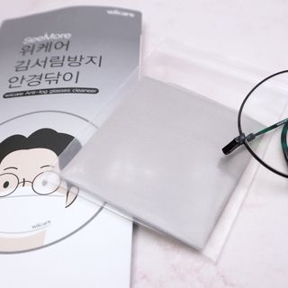 위케어 김서림방지 안경닦이 안티포그 극세사클리너 — 5점을 준 리뷰어가 2021년 2월 올린 사용 사진