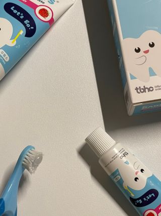 닥터데디스 안심무불소 베이비치약 60g + 여행용 미니 치약 15g — 5점을 준 리뷰어가 2022년 7월 올린 사용 사진