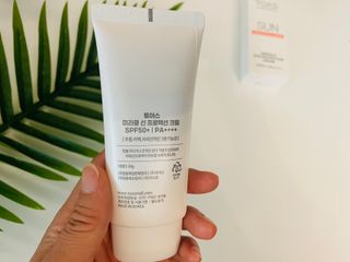 (구매평)스마트 스토어 구매평 _토아스 선 프로텍션 크림 혼합자차 선크림 50g — 5점을 준 리뷰어가 2025년 9월 올린 사용 사진