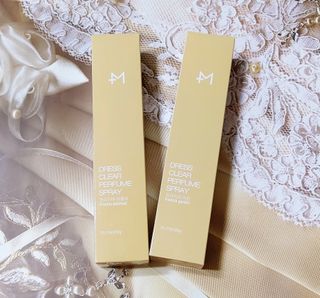 [엠메이데이] 드레스클리어 퍼퓸 스프레이 300ml 프리지아 가든향+프리지아 파출리향 — 4점을 준 리뷰어가 2021년 12월 올린 사용 사진