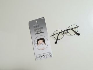 위케어 김서림방지 안경닦이 안티포그 극세사클리너 — 5점을 준 리뷰어가 2021년 2월 올린 사용 사진