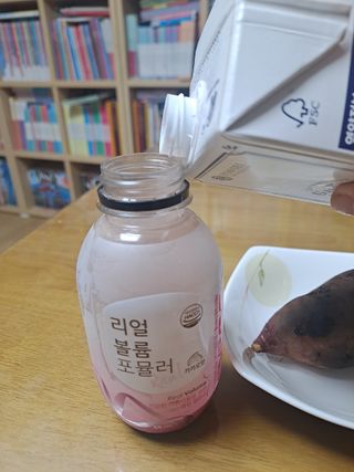 래디 리얼볼륨포뮬러 1박스(8개입) — 5점을 준 리뷰어가 2022년 3월 올린 사용 사진