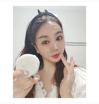 리더스코스메틱 리더스 밀크 밸런싱  마스크  솝 — 5점을 준 리뷰어가 2021년 12월 올린 사용 사진